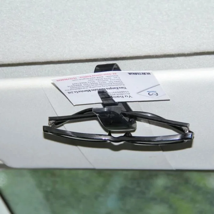 Araç Gözlük Tutucu