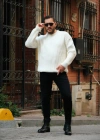 Oversize Beyaz Kazak