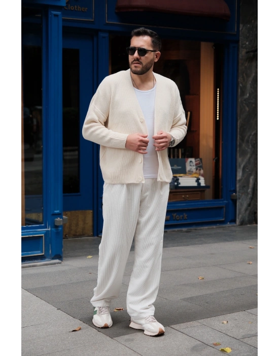 Bej Düğmeli Oversize Örme Hırka