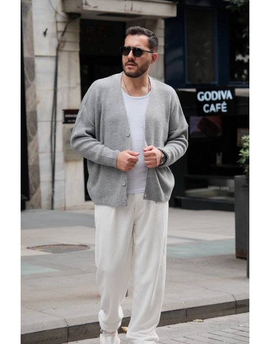 Gri Düğmeli Oversize Örme Hırka