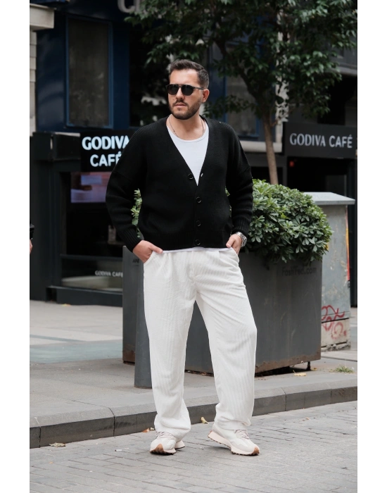 Düğmeli Örme Hırka