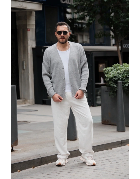 Gri Düğmeli Oversize Örme Hırka