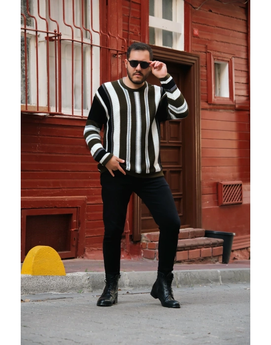 Haki Şerit Detaylı Örme Kazak