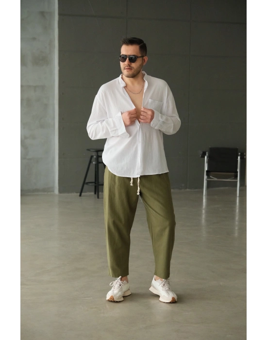 Hakim Yaka Beyaz Gömlek