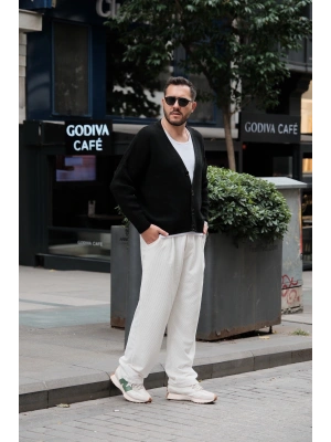 Düğmeli Örme Hırka