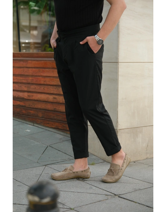 Pileli Siyah Kumaş Pantolon