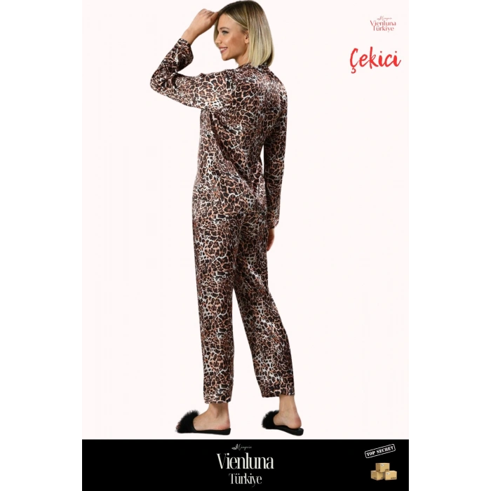 Yeni Sezon Premium Lüks Kadın Çok Şık Modern Zarif  Leopar Desen Yumuşak Dokulu Saten Gecelik Takımı