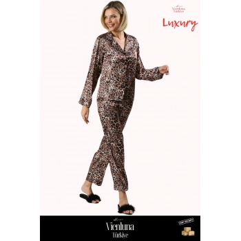 Yeni Sezon Premium Lüks Kadın Çok Şık Modern Zarif  Leopar Desen Yumuşak Dokulu Saten Gecelik Takımı