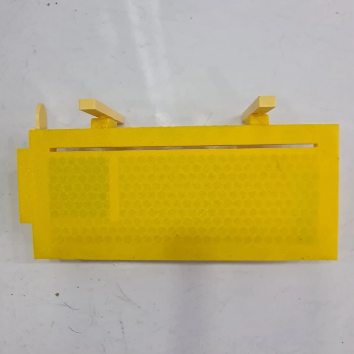 Ana Arı Kabullendirme ve Hapis Kutusu – %100 Kabul Garantili Yavru Atım Gözlü