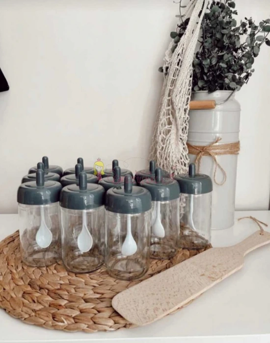 12 Adet Kendinden Kaşıklı Cam Baharat Seti 300 ml (Baharat Etiketli  Hediyeli ) FÜME