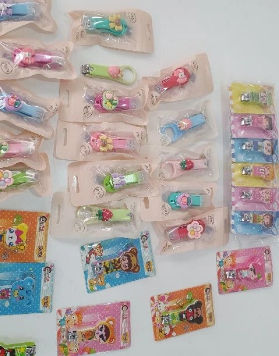 Desenli Tırnak Makası