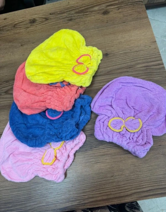 Küçük Fiyonklu Bone