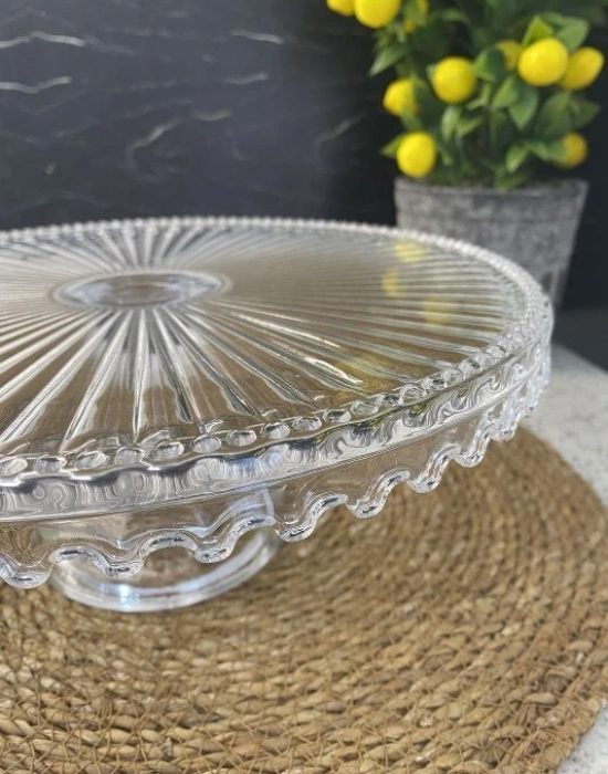 Ayaklı Yuvarlak Cam Sunumluk