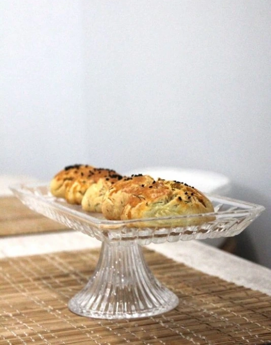 Ayaklı Dikdörtgen Cam  Sunumluk