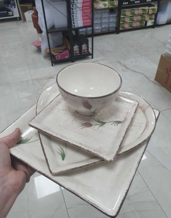 Lale Serisi 4 Parça Tabak Set