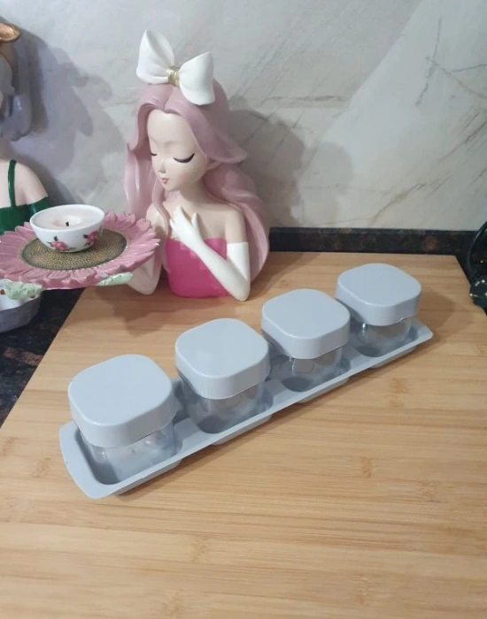 4Lü Yuvarlak Baharatlık Kaşıklı Blackston