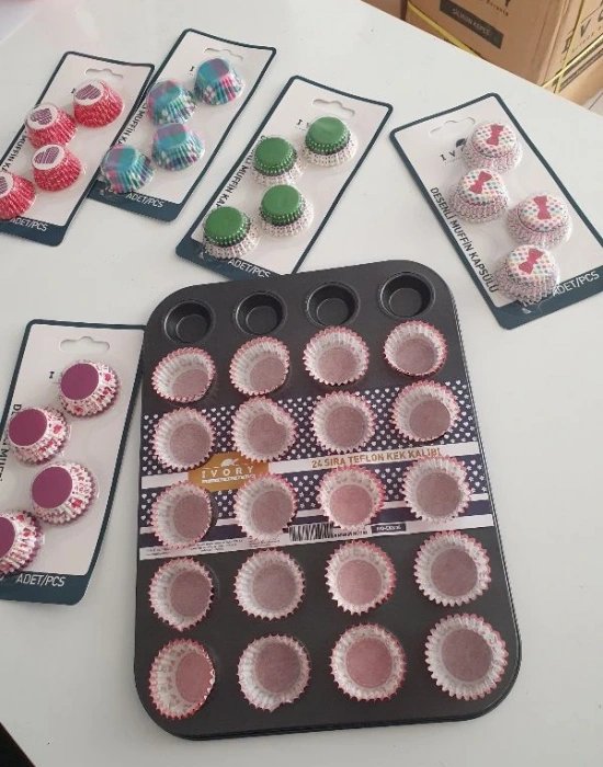 100Lü Desenli Muffin Kalıbı Minik