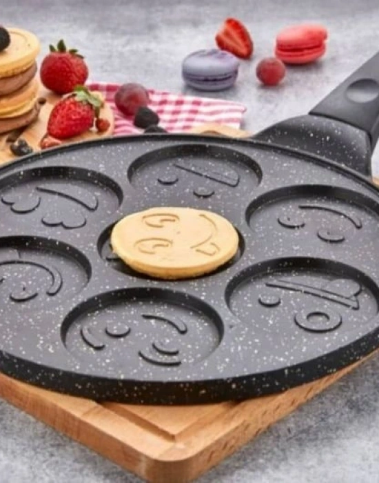 Pankek Tava Gülen Yüzlü