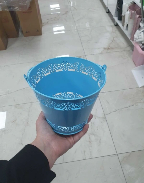 Büyük Kova Metal Çiçekli