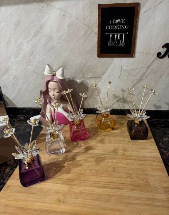 Süslü Cam Kristal Koku Şişesi