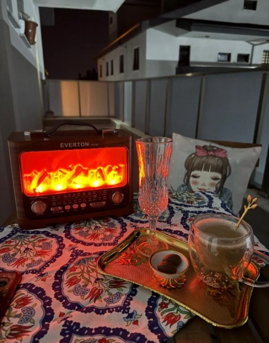 Şömine Görünümlü Nostaljik Radio