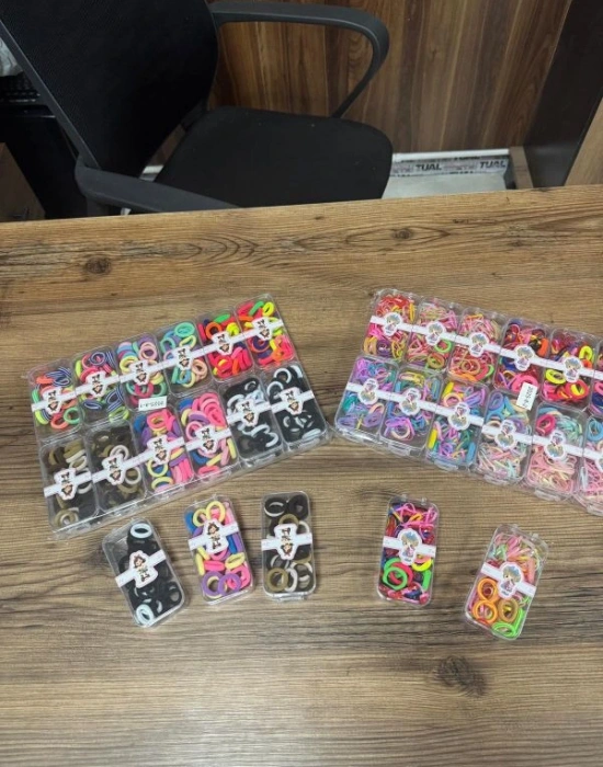 Karma Lastikli Havlu Ve Plastik Tokalar 2025-8-1-8-2