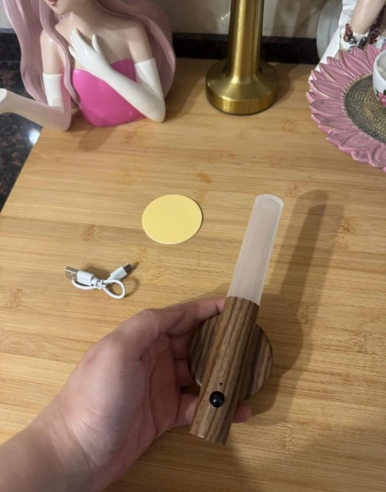 Ahşap Görünümlü Sensörlü Şarjlı Aplik Lamba