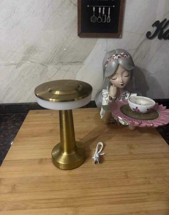 Geniş Yeni Model Mantar Lamba