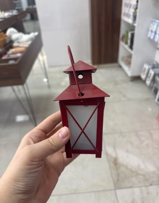 Kırmızı Mumluk Fener