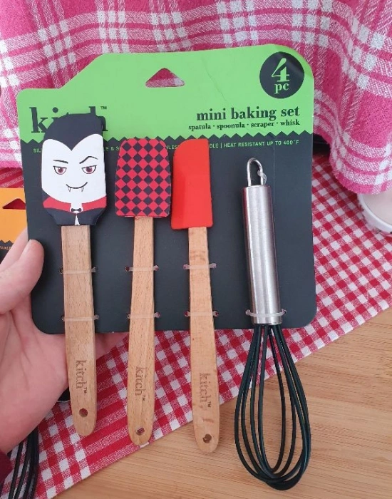 Silikon 4 Parça Mutfak Seti Çırpıcılı