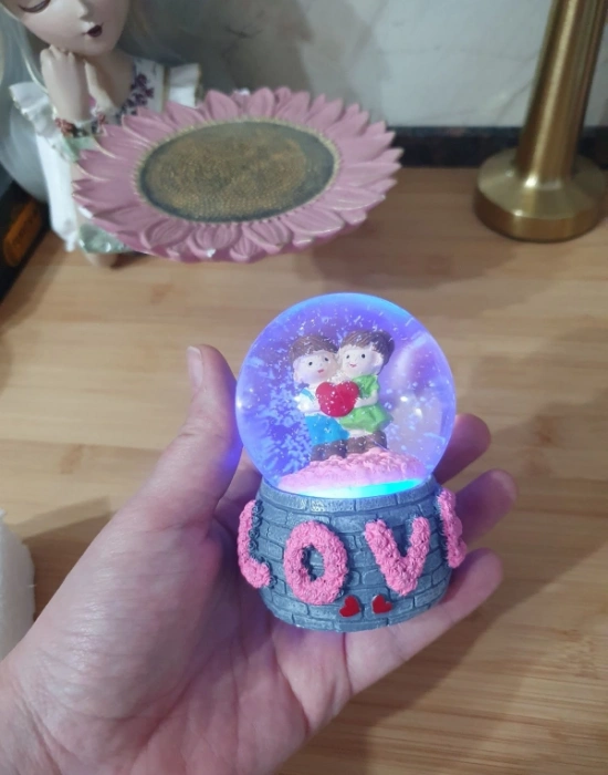 Işıklı Kar Küresi Mini Boy 10 x 6.5 CM A9548