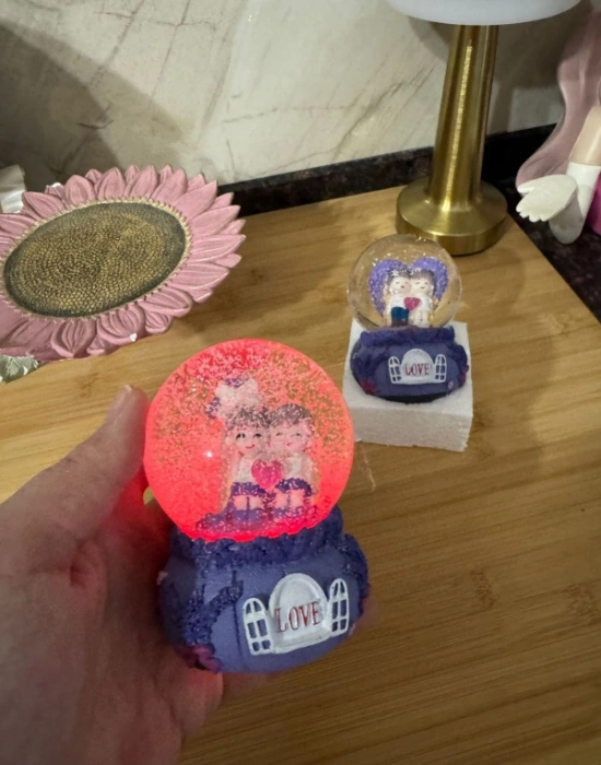 Işıklı Kar Küresi Mini Boy 10 x 6.5 CM A-B 9546