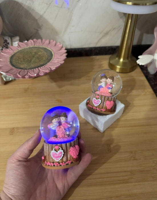 Işıklı Kar Küresi Mini Boy 10 x 6.5 CM A-B 9549