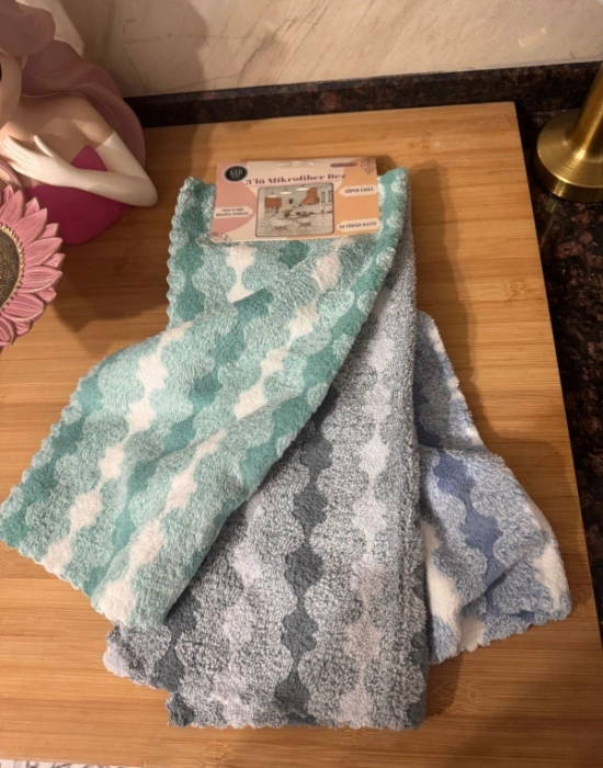 B. 3Lü Mikrofber Temizlik Bez Krd Dalgalı Toz Kir Bezi