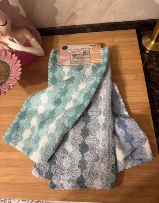 B. 3Lü Mikrofber Temizlik Bez Krd Dalgalı Toz Kir Bezi