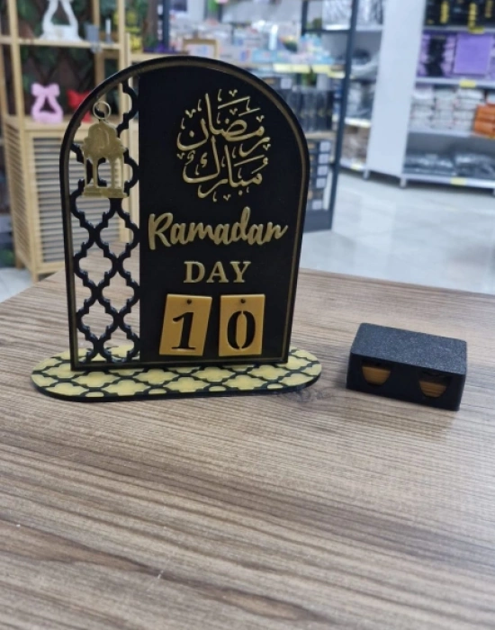 Siyah Ramazan Takvimi Masaüstü Dekoru
