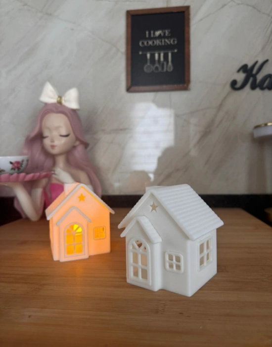 Km Group Ev Model Işıklı Mumluk 9 x 7 Cm