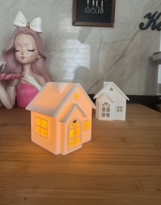 Km Group Ev Model Işıklı Mumluk 9 x 7 Cm