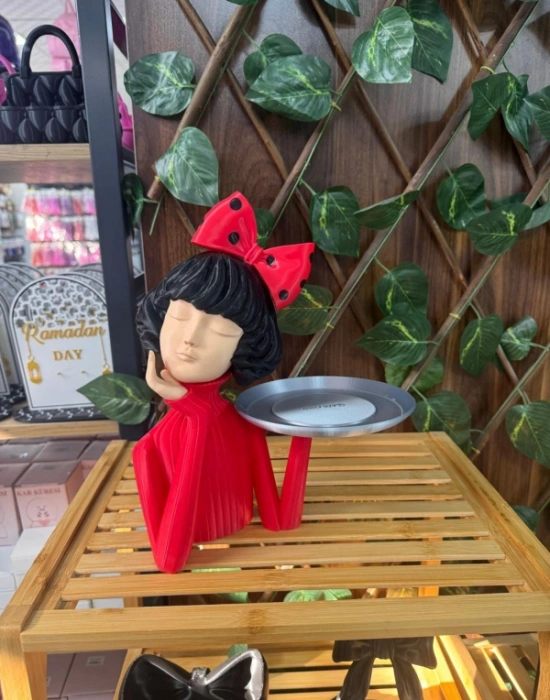 Km Group 27 Cm Büyük Boy Kız Tepsi Tutan Obje Kız Figürü