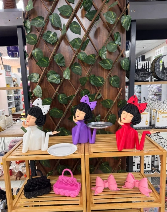 Km Group 27 Cm Büyük Boy Kız Tepsi Tutan Obje Kız Figürü