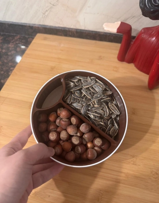 Km Group İki Bölmeli Kahverengi Beyaz Çerez Kuruyemiş Tabağı 16,50 x 8 Cm