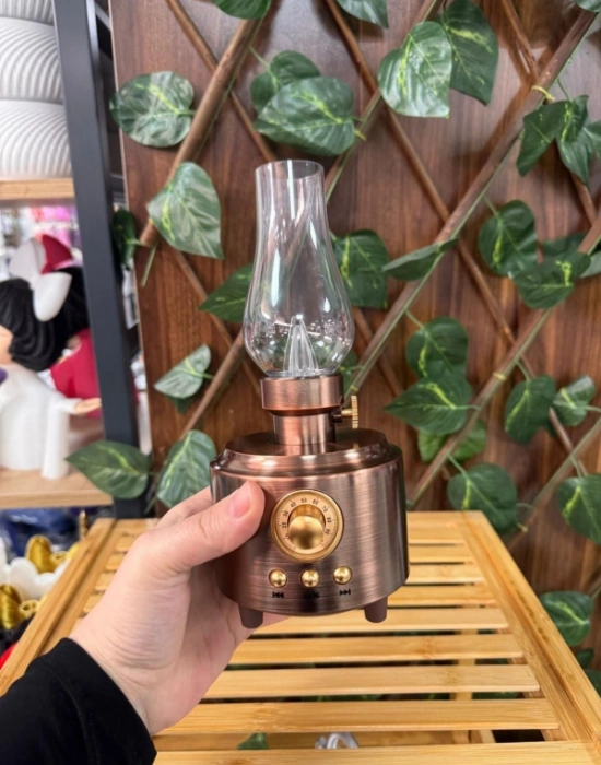 Nostaljik Gaz Lambalı Görünümlü Klasik Retro Ses Bombası Radio