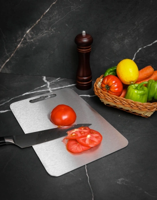 B. Büyük Boy Paslanmaz Çelik Kesim Panosu 23 x 34 Cm