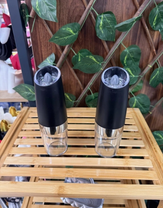 Otomatik Siyah Baharat Öğütücü Plastik