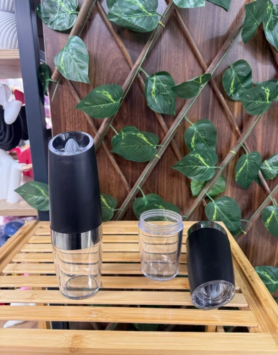 Otomatik Siyah Baharat Öğütücü Plastik