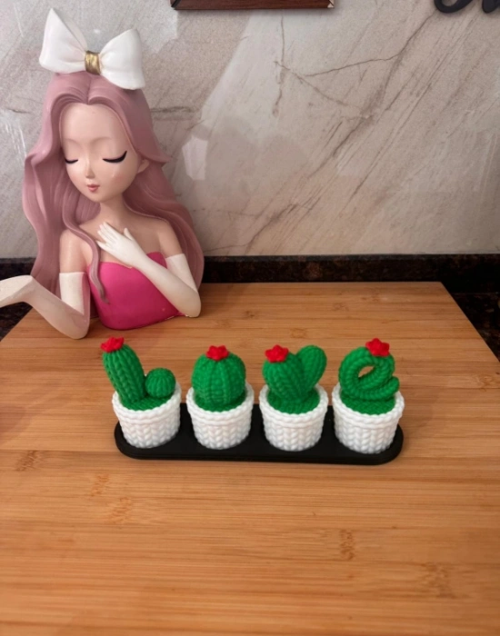 Km Group Love Yazılı Saksılı Biblo Obje 20 x 8 cm