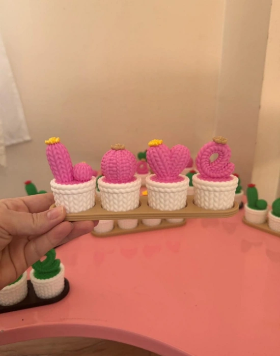 Km Group Love Yazılı Saksılı Biblo Obje 20 x 8 cm