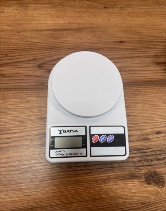 B. Hassas Tartı Mutfak Terazisi 10 Kg Kapasite