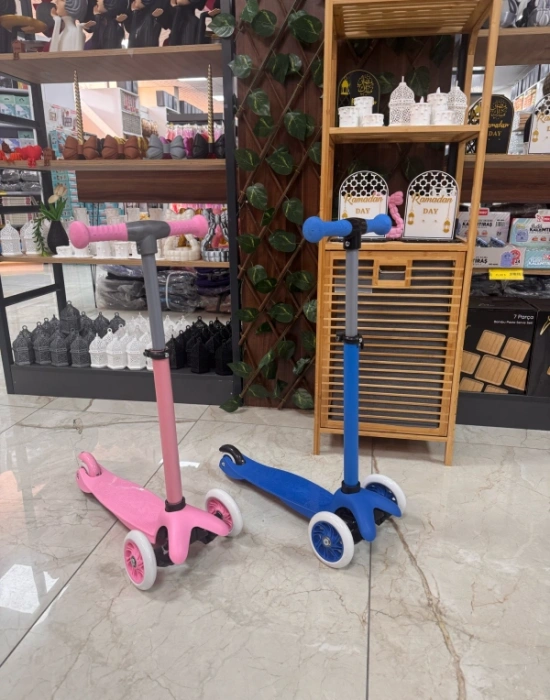 3 Tekerlekli Çocuk Scooter 40 kg Taşıma Kapasiteli