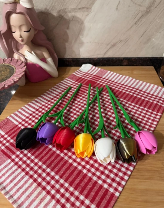 Km Group Lale Gül Baskı Renkli Plastik Adet